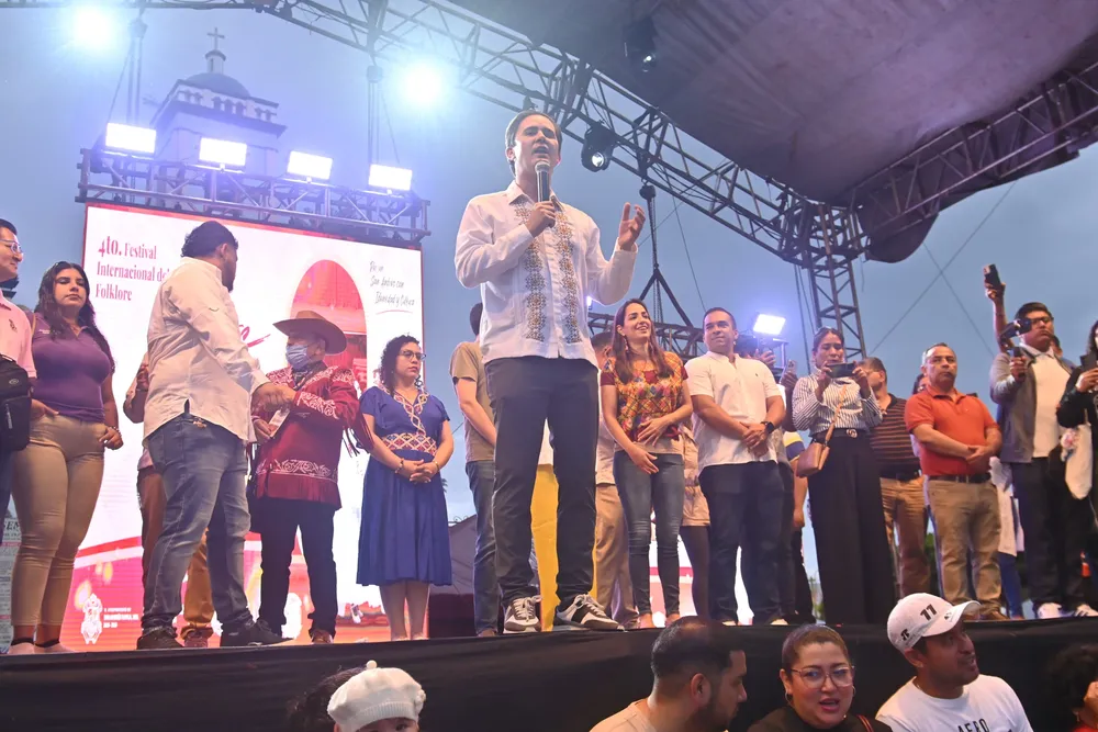 99005144-833a-45af-b02a-4c4ea2abbd9d