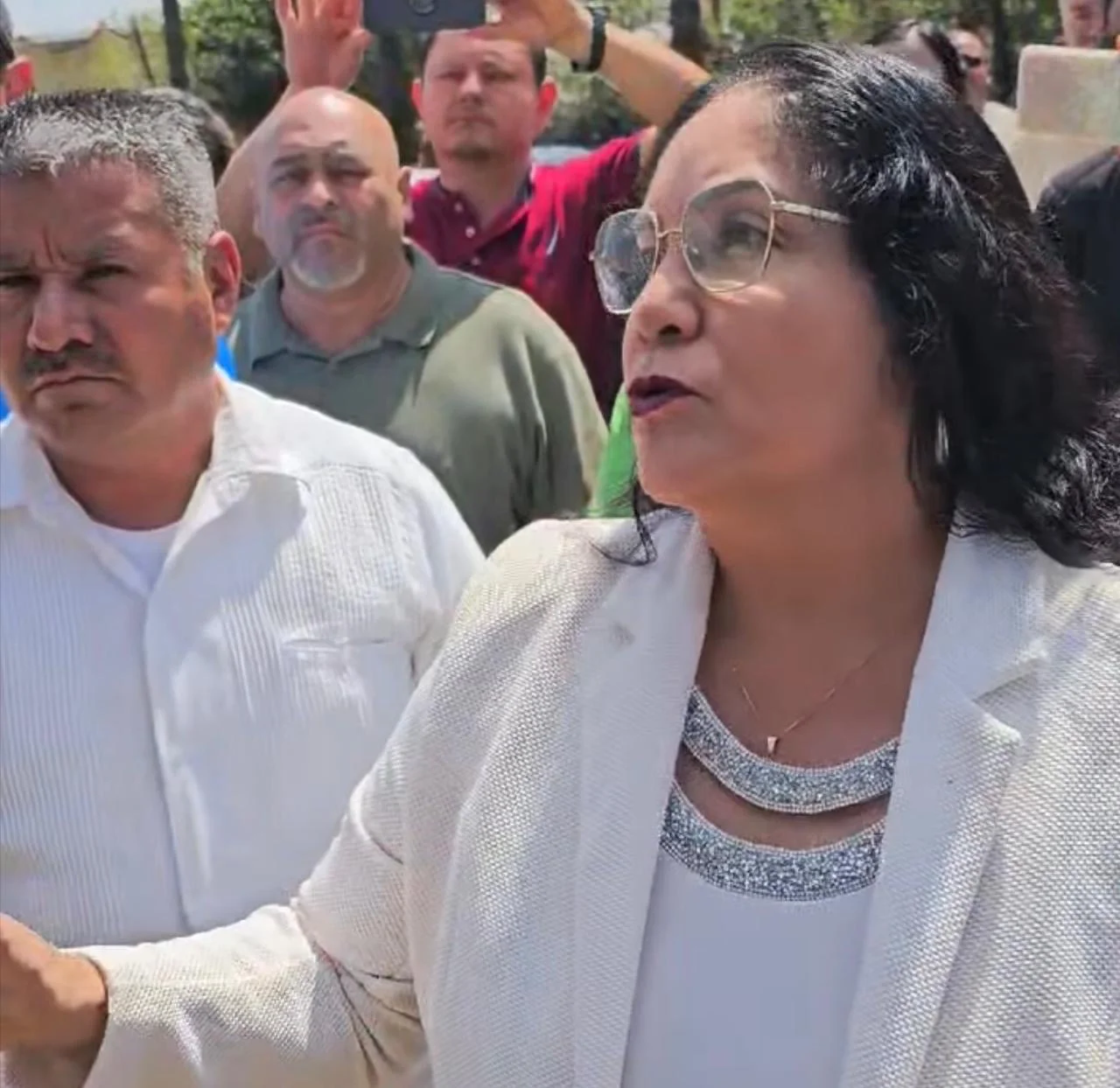 5618b4fb-8b27-4819-9814-e8b9579c75d8