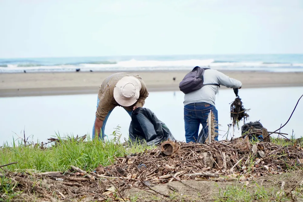 f3f692eb-442d-4256-8e7a-1dc6225e1bb7