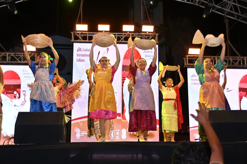 2f23afbb-f6d8-4980-b1a7-be0ab2a84859