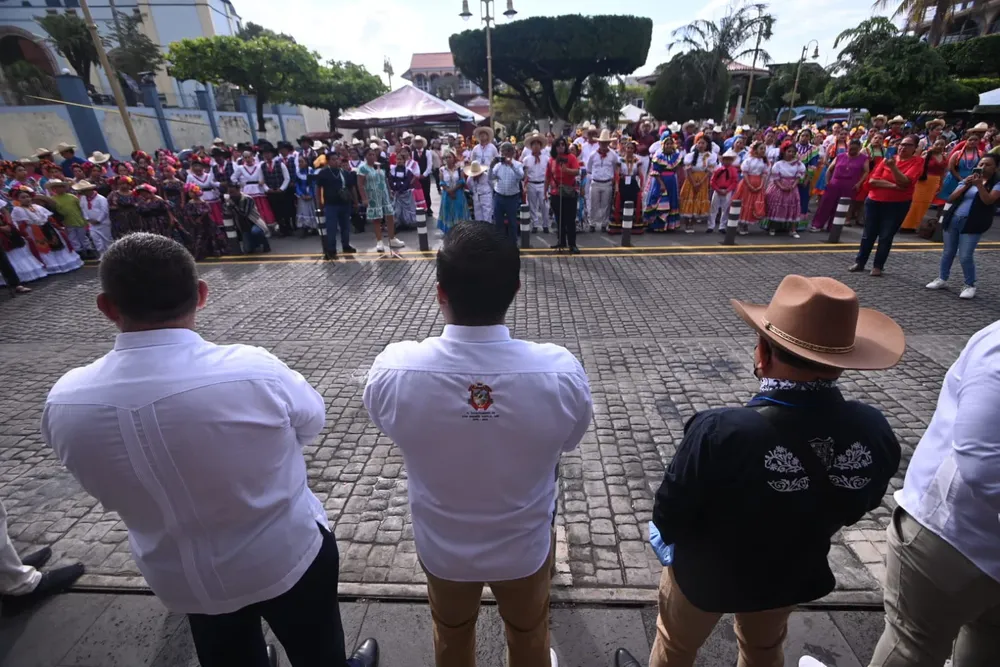 f80c1d81-42da-485e-ab69-88165c31a920